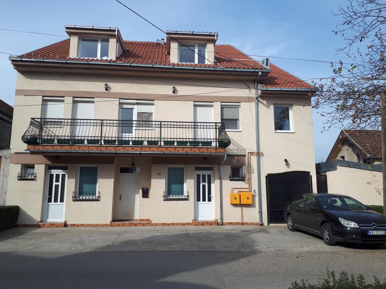 Nadja Novi Sad Exterior foto