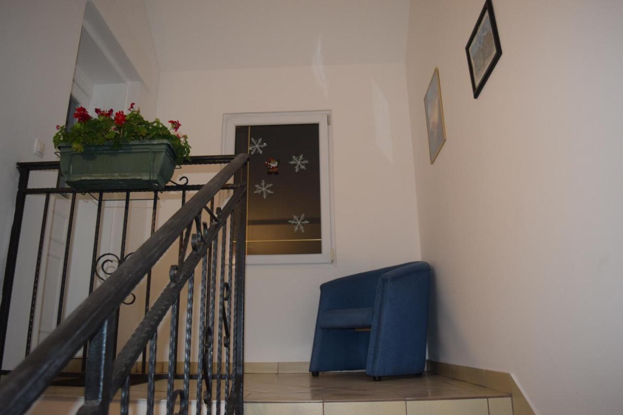 Nadja Novi Sad Exterior foto